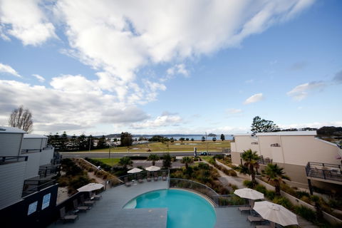 Corrigans Cove - Accommodation Mount Tamborine 0