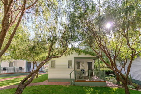 Mandalay Holiday Resort And Tourist Park - Accommodation Mount Tamborine 2