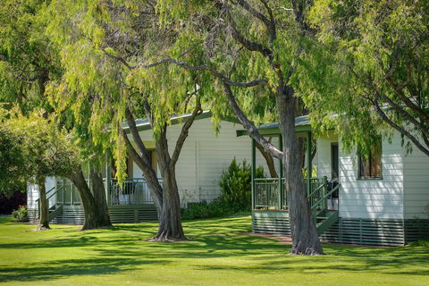 Mandalay Holiday Resort And Tourist Park - Accommodation Mount Tamborine 1