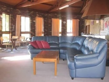 Desert Rose Inn Alice Springs - Accommodation Mount Tamborine 3
