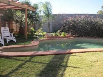 Desert Rose Inn Alice Springs - Accommodation Mount Tamborine 1