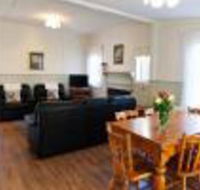 Country Gate Cottages - Accommodation Mount Tamborine