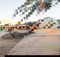 Jacaranda Place Motor Inn - Accommodation Mount Tamborine