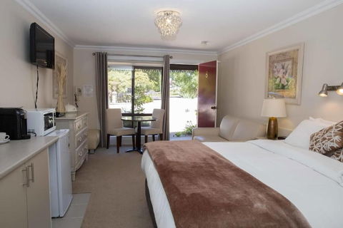 Beechworth On Bridge - Accommodation Mount Tamborine 6