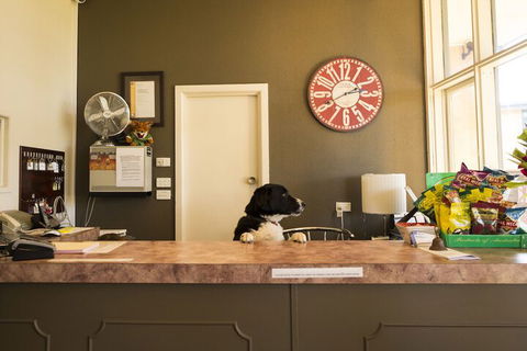 Motel Traralgon - Accommodation Mount Tamborine 2