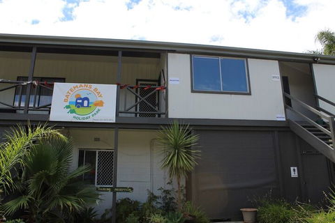 Shady Willows Holiday Park & YHA - Accommodation Mount Tamborine 5