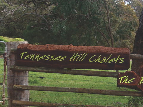 Tennessee Hill Chalets - Accommodation Mount Tamborine 4