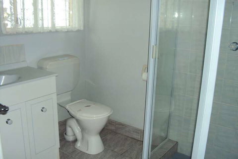 Palm Valley Motel And Self-contained Holiday Units - Accommodation Mount Tamborine 3