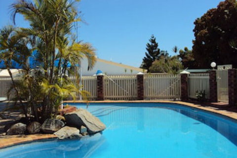Palm Valley Motel And Self-contained Holiday Units - Accommodation Mount Tamborine 0