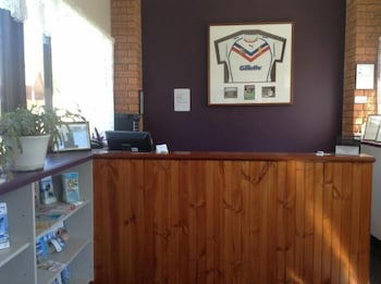 Hanging Rock Family Motel - Accommodation Mount Tamborine 3