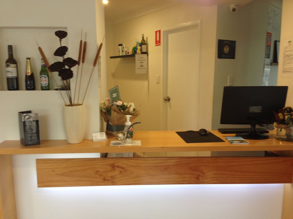 Fern Bay NSW Accommodation Mount Tamborine