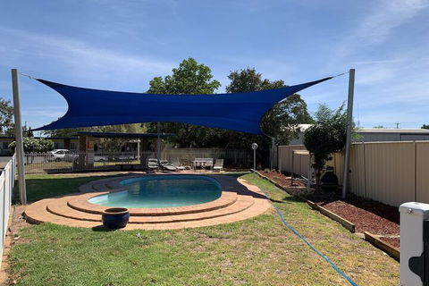 Orana Windmill Motel - Accommodation Mount Tamborine 1