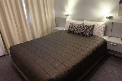 Orana Windmill Motel - Accommodation Mount Tamborine 6