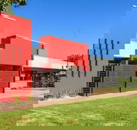 High Street Motel - Accommodation Mount Tamborine