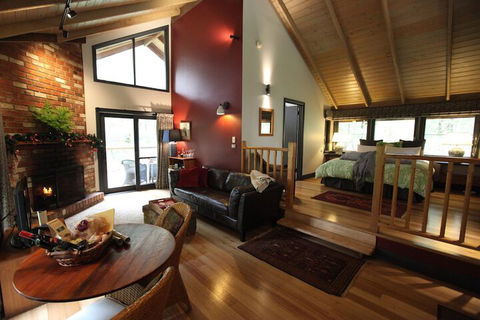 Woodlands Rainforest Retreat - Accommodation Mount Tamborine 6