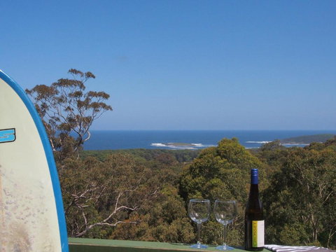 Bundle Hill Cottages - Accommodation Mount Tamborine 2