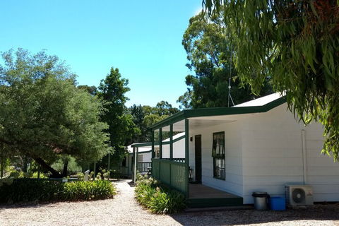 Fernleigh Farmstay & Bike Park - Accommodation Mount Tamborine 4