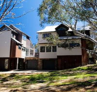Blue Ice - Accommodation Mount Tamborine