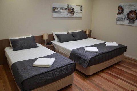 The Australian Hotel Motel Dalby - Accommodation Mount Tamborine 5