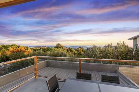 Tides Apartments - Accommodation Mount Tamborine 3