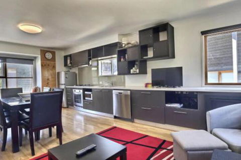 Cape Cod - Accommodation Mount Tamborine 0
