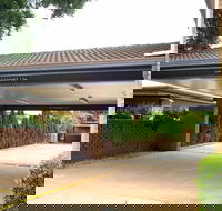 A Raceview Motor Inn - Accommodation Mount Tamborine