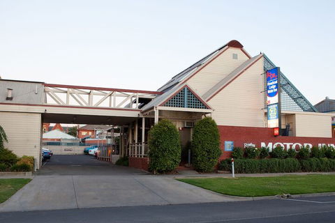 MAS Country Riverboat Lodge Motor Inn - Accommodation Mount Tamborine 1