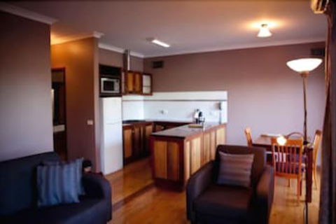 Perricoota Vines Retreat - Accommodation Mount Tamborine 4