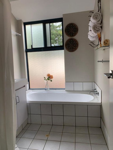 Forest Retreat B & B - Accommodation Mount Tamborine 2