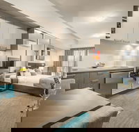 Hudson Berrimah - Accommodation Mount Tamborine