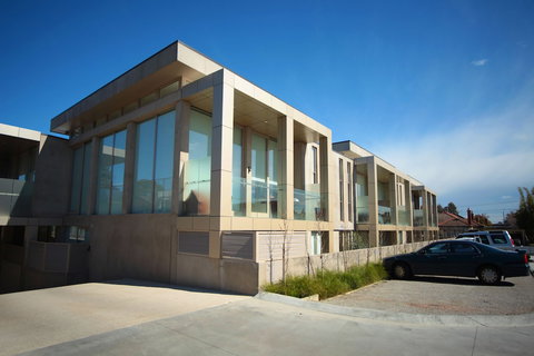 BOUTIQUE STAYS - The Residence - Accommodation Mount Tamborine 0