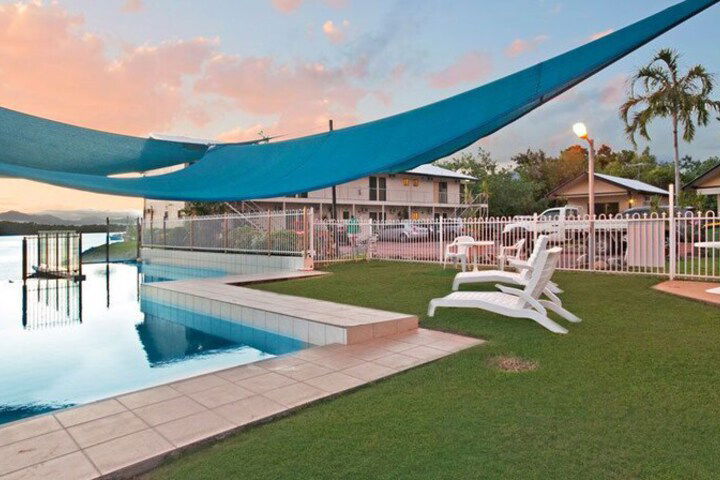 Lucinda QLD Accommodation Mount Tamborine