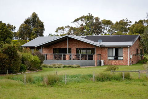 Prom Coast Holiday Lodge - Accommodation Mount Tamborine 6