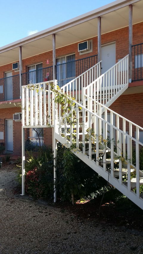 Bridge Motor Inn - Accommodation Mount Tamborine 1