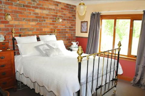 Killynaught Spa Cottages - Accommodation Mount Tamborine 6