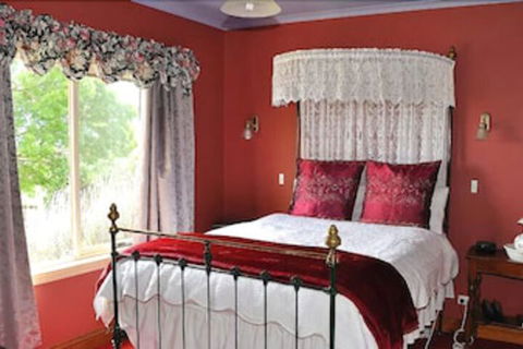 Killynaught Spa Cottages - Accommodation Mount Tamborine 7
