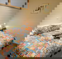 Falls Creek Country Club - Accommodation Mount Tamborine