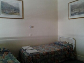 Hotel Boston - Accommodation Mount Tamborine 3