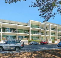 Breeze Beachfront Apartments - Accommodation Mount Tamborine
