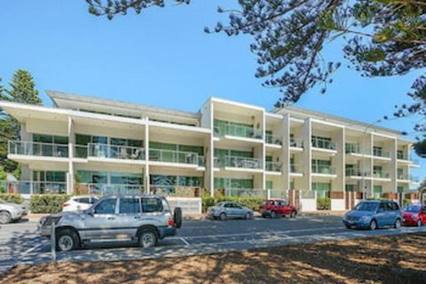 Breeze Beachfront Apartments - Accommodation Mount Tamborine 0