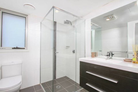 Accommodate Canberra - Braddon 33 - Accommodation Mount Tamborine 3