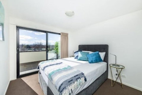Accommodate Canberra - Century - Accommodation Mount Tamborine 7