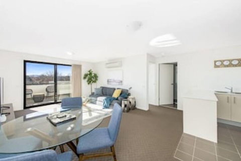 Accommodate Canberra - Century - Accommodation Mount Tamborine 5