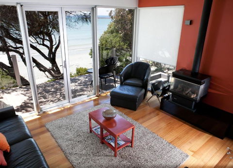 Battery Cove Beach Front Apartment - Accommodation Mount Tamborine 5