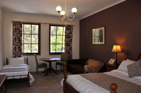 Black Spur Inn - Accommodation Mount Tamborine 5