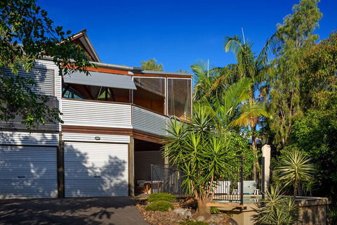 The Dome House - Accommodation Mount Tamborine 1