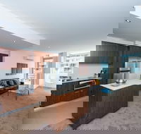 Accommodate Canberra - Metropolitan - Accommodation Mount Tamborine