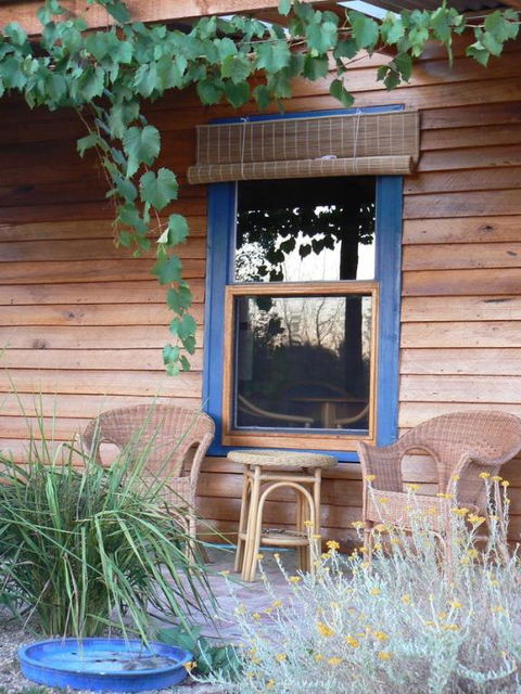 Candlebark Retreat - Accommodation Mount Tamborine 3