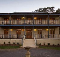 Wombatalla - Accommodation Mount Tamborine