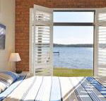 The Studio on the Lake at Fishing Point Lake Macquarie honestly put the line in  catch fish - Accommodation Mount Tamborine